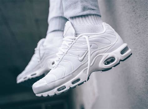 nike tn weiß 3|Buy and Sell Nike Air Max Plus Sneakers .